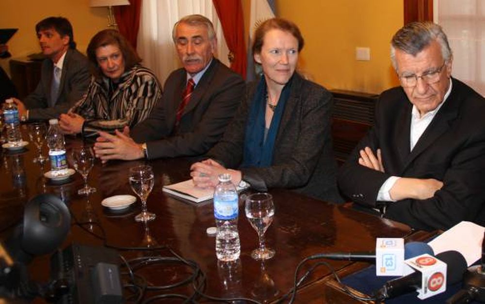 Darán netbooks al personal del  área educativa