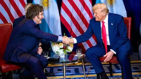 SE VIENE LA TERCERA. Milei y Trump en unos de sus dos encuentros en los EEUU.