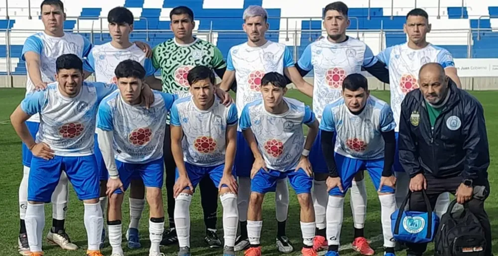 HISTÓRICO. El seleccionado de Albardón-Angaco se metió en la final de la Zona San Juan con un triunfo resonante dando varias ventajas.