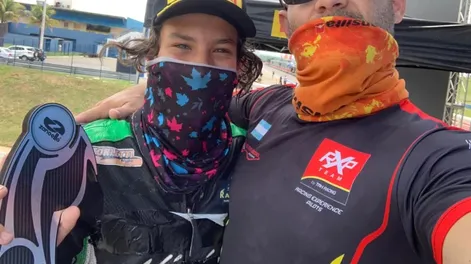 Padre e hijo sanjuaninos la rompieron en el Superbike de Brasil