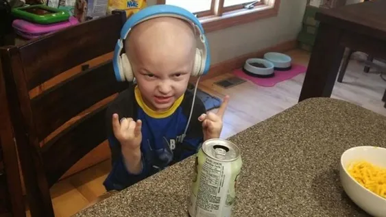 El conmovedor escrito de un niño que murió creyendo que se convertiría en gorila