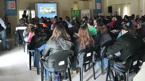 Exitosa jornada técnica sobre producción de pasas de uva