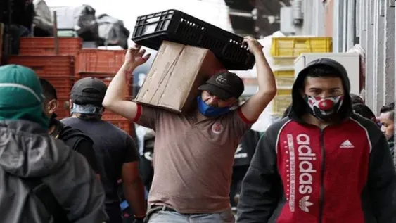 La mitad de los hogares argentinos vive con menos de $60.000 por mes