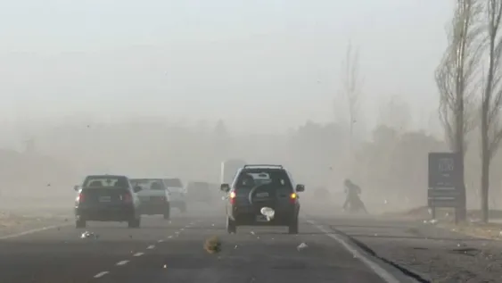 Alerta por viento Zonda en Cordillera y suspensión de clases en Iglesia