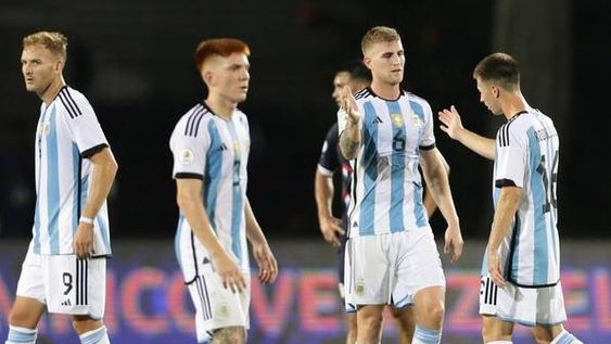Argentina, ante Perú con la necesidad de ganar