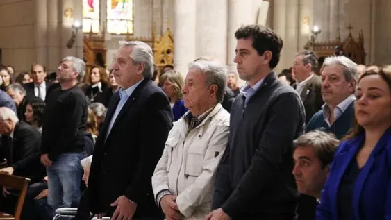 Sin Cristina Kirchner ni la oposición, Alberto Fernández participó de una misa por la paz