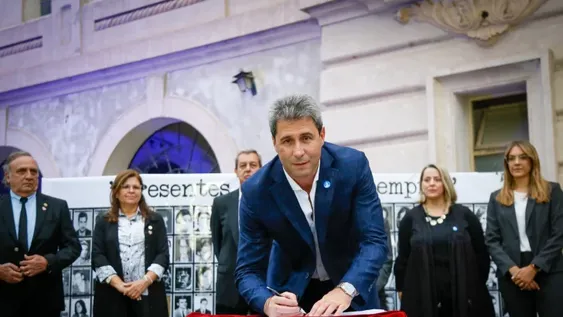 En la previa del Día de la Memoria, Uñac instó a afianzar el sistema democrático