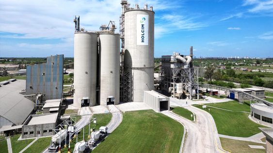 La cementera Holcim Argentina con números en rojo.