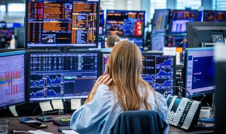 Los mercados argentinos operaban inestable ayer a la espera de novedades sobre un apoyo financiero de Estados Unidos por parte del Tesoro, En momentos En que se acrecientan las tensiones políticas a semanas de elecciones legislativas de medio término.