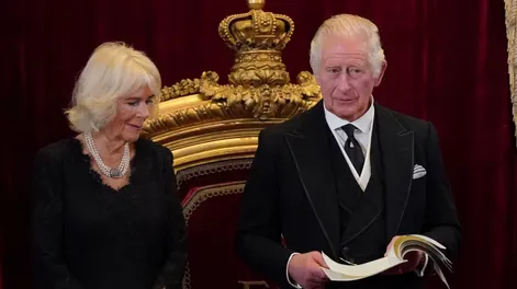 Carlos III, proclamado nuevo rey del Reino Unido y consciente de sus “pesadas responsabilidades”