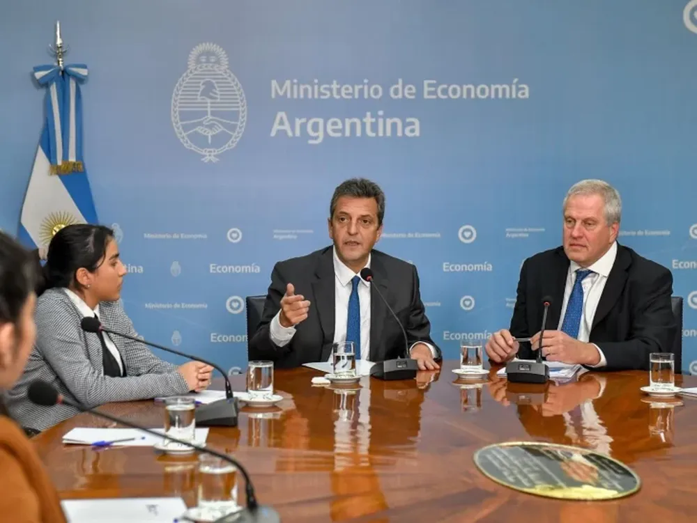 El Gobierno nacional anunció aumento a $20 mil en las Becas Progresar a partir de agosto