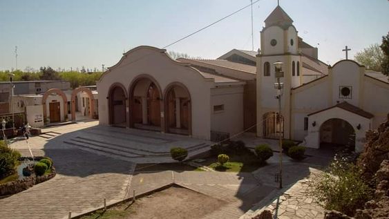 Unos 70 emprendedores se anotaron para participar del jubileo en su honor