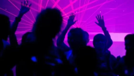 Reaperturas durante la pandemia: Italia analiza vacunar en boliches