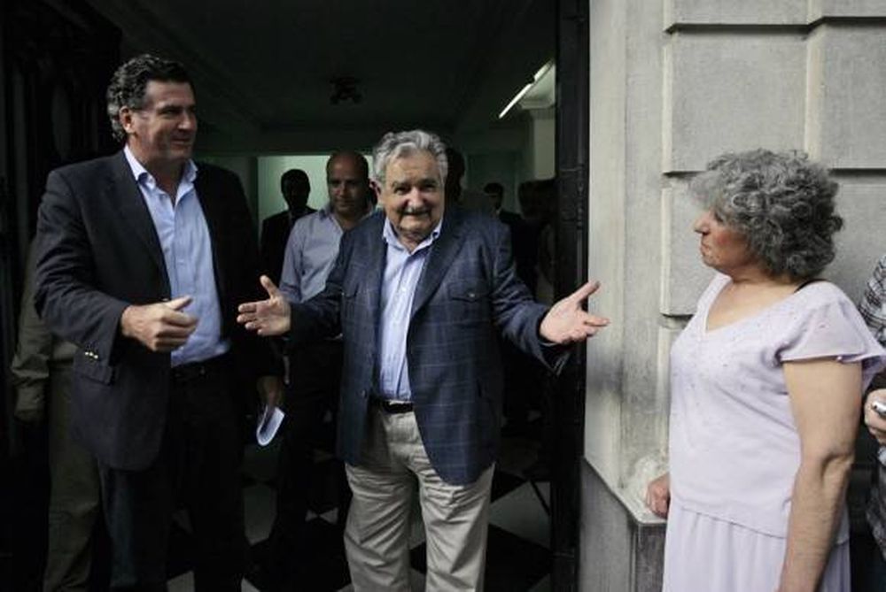 Mujica se vera con Cristina en Uruguay