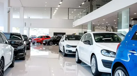 Para bajar el costo de autos y motos, Gobierno aplicará reducciones en los impuestos