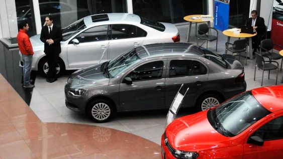 El plan del Gobierno hizo efecto y se desaceleró la caída de ventas de autos 0km en junio