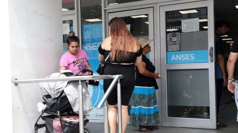 ANSES: cuándo cobran jubilados, AUH y beneficiarios de planes sociales en marzo