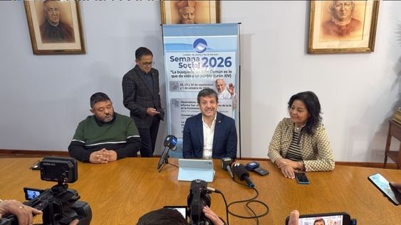 Germán Grosso, Alejandro Quiroga y Gabriela Flores presentaron la Semana Social 2026, que este año pone el cuidado del agua entre sus ejes.