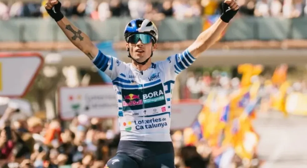 EL ESLOVENO Roglic irá por su quinta grande, ya ganó cuatro Vueltas a España y un Giro de Italia.