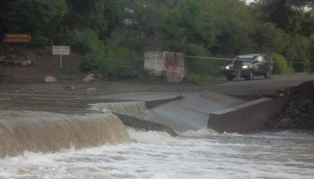 Levantarán un puente en el río Las Tumanas