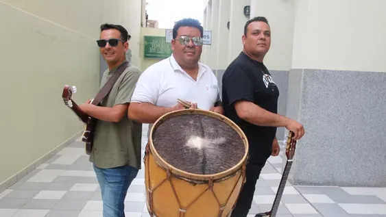 Cuyanos por las calles de Cosquín