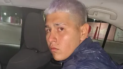 Golpeó a una mujer UBER para robarle el celular en el Barrio Costa Canal y terminó detenido