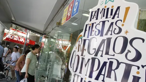 Difundieron los horarios en los que estará abierto el comercio durante las fiestas de fin de año