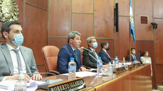 Tras el pedido de Uñac, legisladores del PJ avanzan contra candidaturas dobles