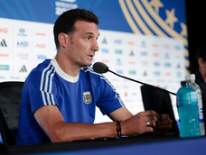 Scaloni hablará este martes antes del último entrenamiento de la Selección previo al amistoso con Bolivia.