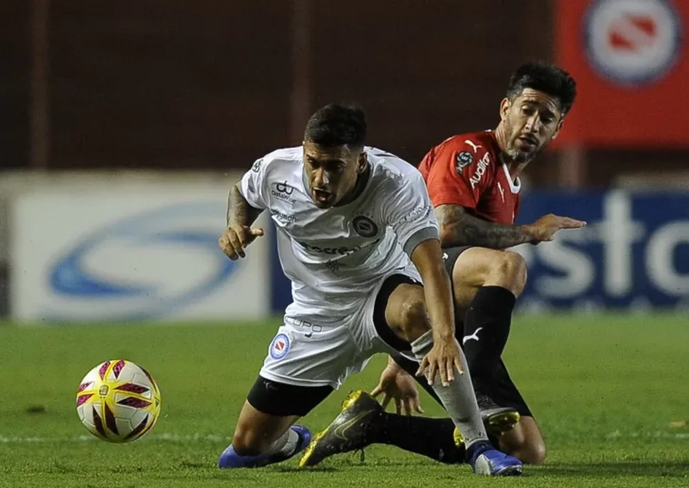Independiente no pudo con Argentinos en un partidazo en La Paternal
