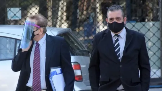 El exjuez Flores dijo que entregó un vehículo por su “desorden mental”