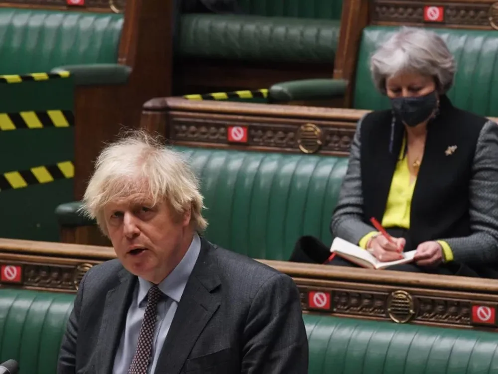 Boris Johnson promete que el Reino Unido se reabrirá completamente para el 21 de junio