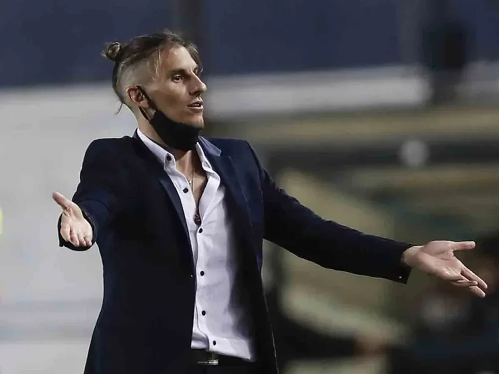 Apareció un candidato inesperado para reemplazar a Beccacece en Racing