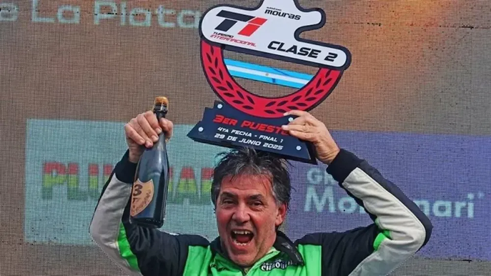 Un piloto argentino murió tras sufrir una descompensación durante una carrera