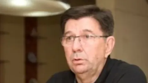 Capello cuestionó fuerte al dirigente bodeguero mendocino que puso reparos al uso del agua en la minería