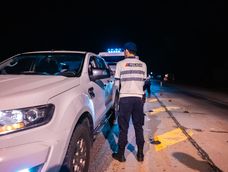 Más de 100 multas por infracción fueron el saldo de los operativos policiales en San Juan durante el fin de semana largo. Más de 100 multas por infracción fueron el saldo de los operativos policiales en San Juan durante el fin de semana largo.