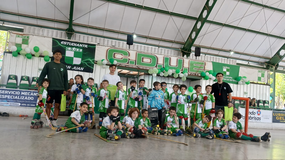 Estudiantil, club anfitrión.