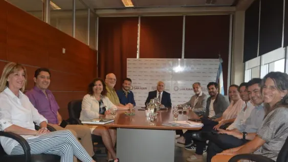 Producción y la UISJ acuerdan sumar esfuerzos