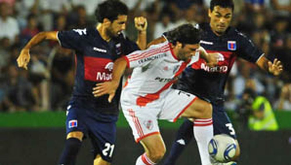 Pobre empate de River ante Tigre