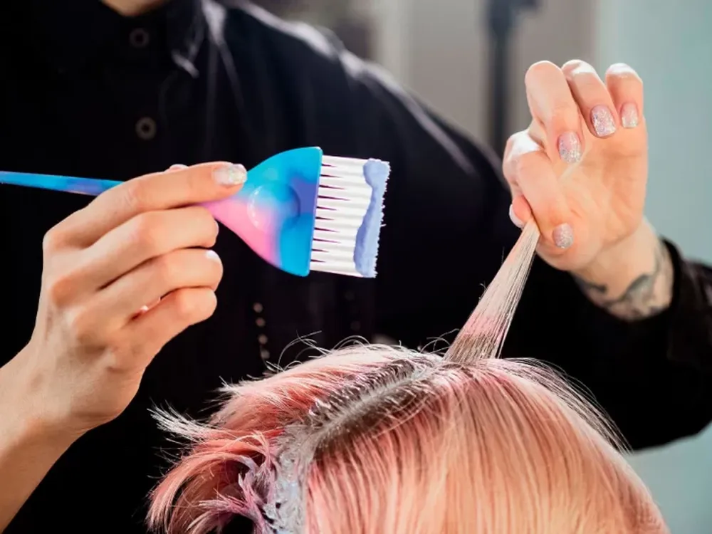 Cómo hacer que la tintura dure más en el pelo