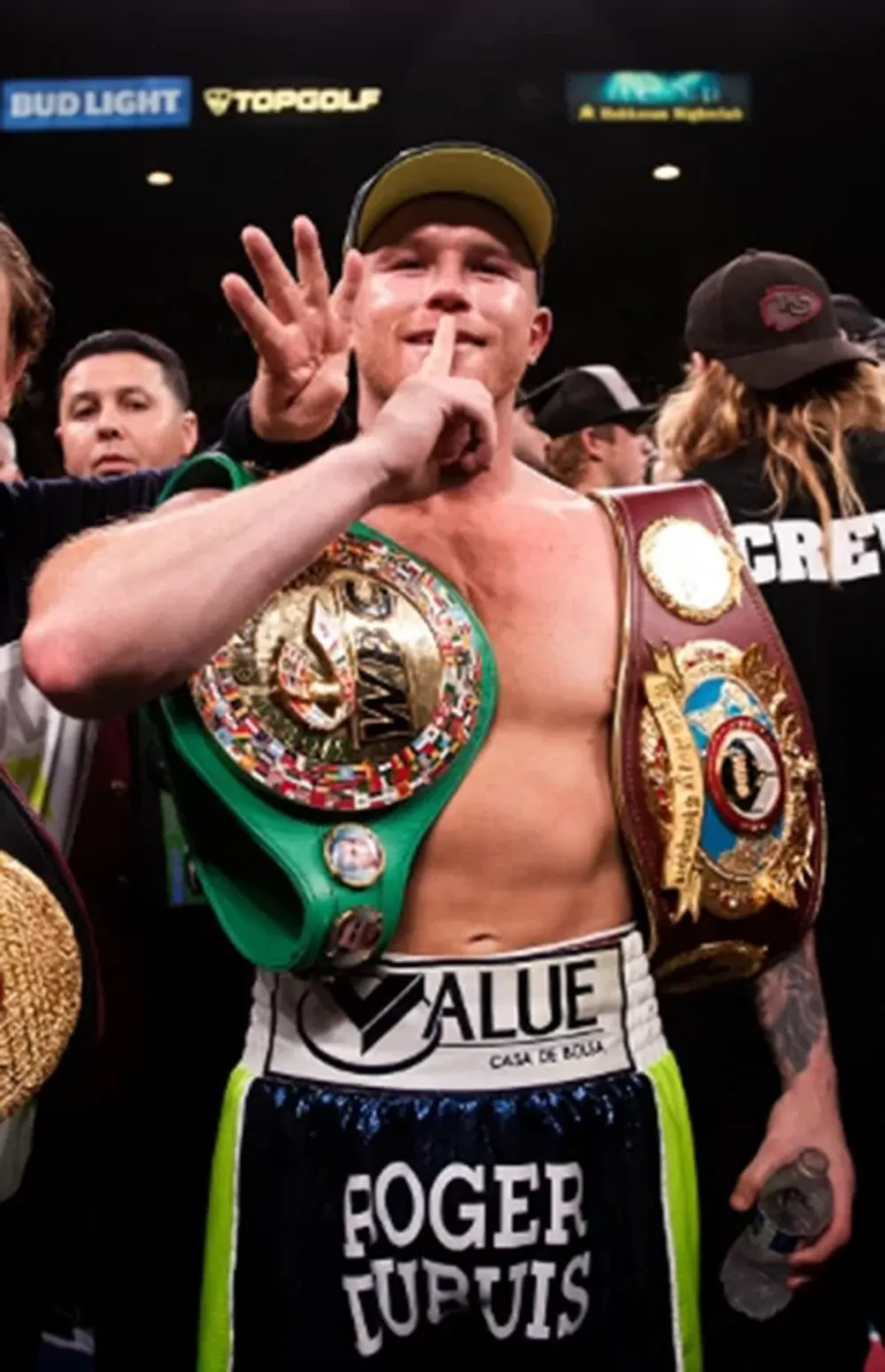 Canelo renunció al título semi pesado