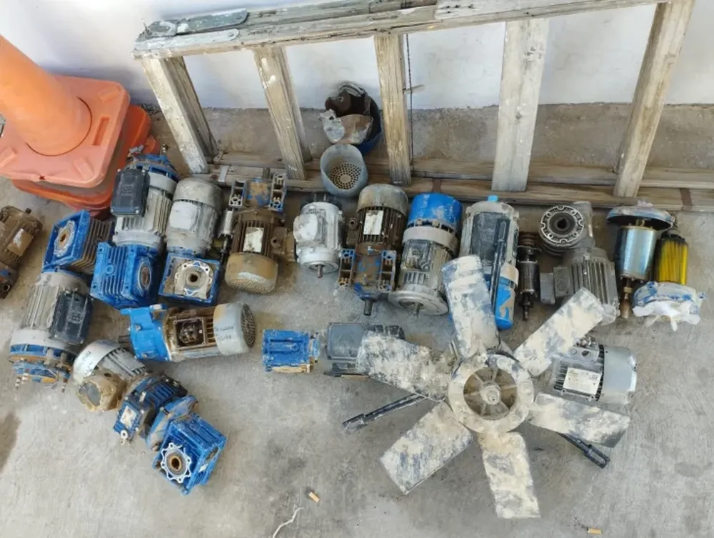 Fueron sorprendidos robando bombas de agua: uno logró escapar