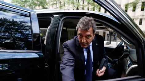 Massa viaja a EEUU y buscará ampliar el desembolso del FMI