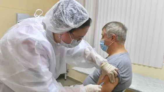 Farmacéutica india fabricará 100 millones de dosis de la vacuna Sputnik V al año