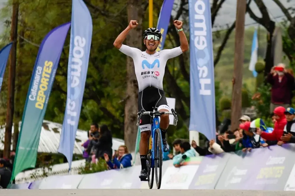 Durán y Rosas los únicos argentinos en el top ten de la dura etapa del Tour