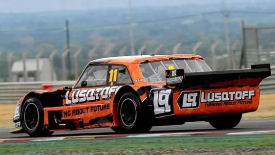Lambiris dio un gran paso para pelear por el título en El Villicum