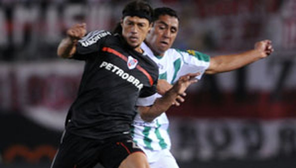 River venció a Banfield y es el único líder del Clausura