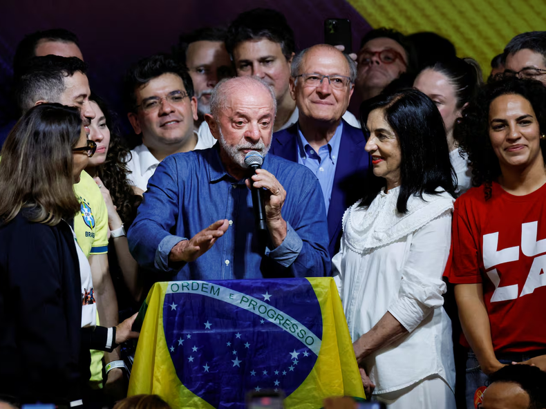 Lula tras el triunfo en el balotaje.