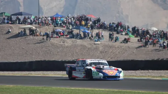 Lautaro De La Iglesia ganó de punta a punta en el TC Pista