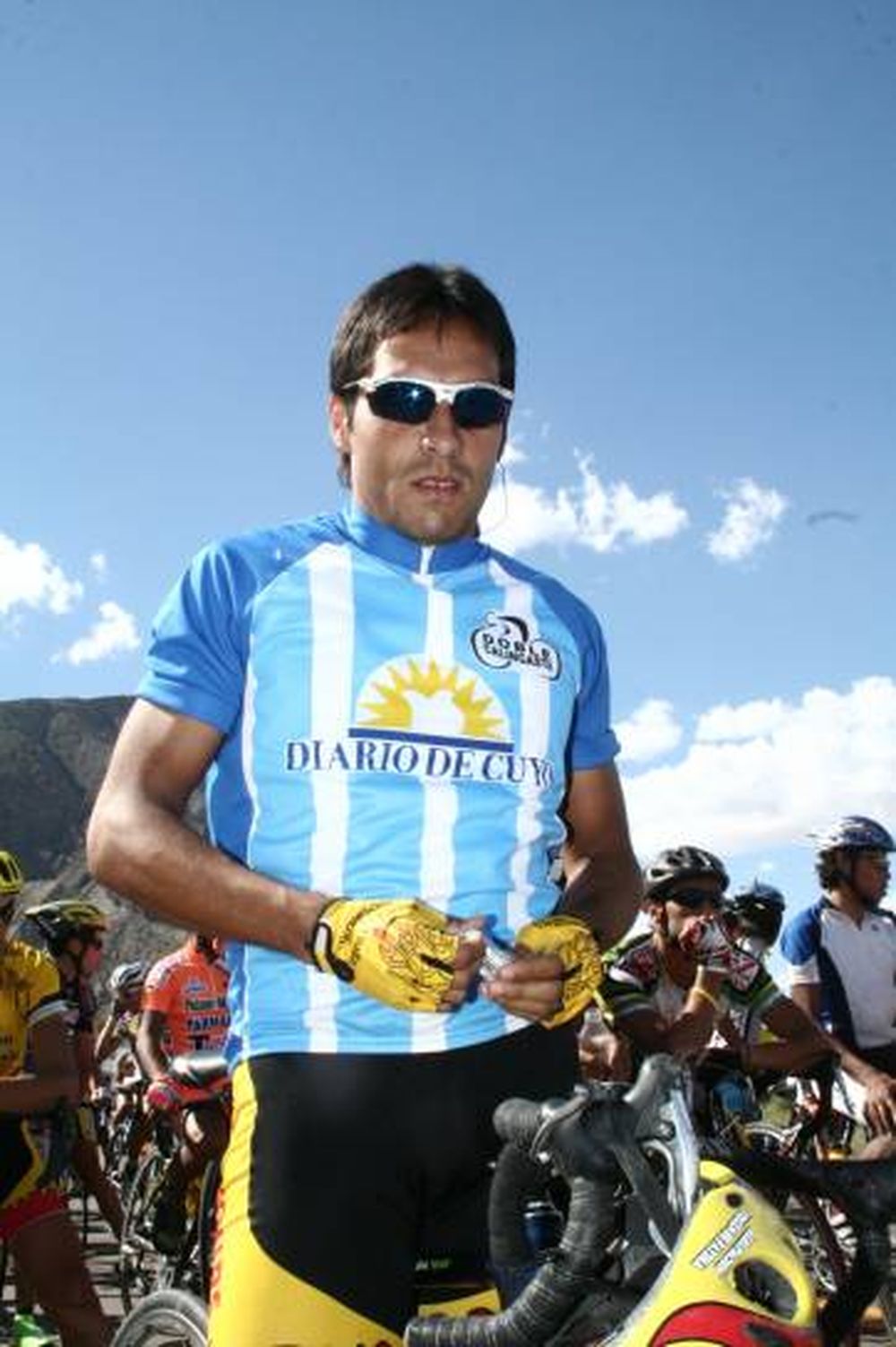 Díaz cambia de camiseta